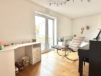 Bild - Modernes Wohnen mit Stil 4-Zimmer-Komfortwohnung mit Balkon, Fußbodenheizung & Garage