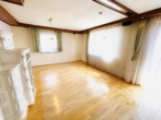 Im Obergeschoss - Ihr Wohnzimmer gen Balkon - Ein elefantastisches Einfamilienhaus!