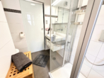 Mit Wanne & Dusche