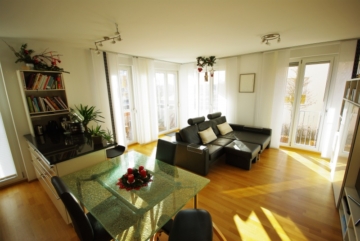 4-Zimmer Wohnung in 93059 Regensburg mit Balkon, 93059 Regensburg, Etagenwohnung