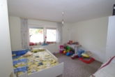 Kinderzimmer EG - |Sonnenplatz! | Schönes Zweifamilienhaus mit Panoramablick und grüner Energie