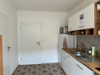 Küche - 3 in 1 – Haus + Büro + 4 Hallen Wohnen, Vermieten, Lagern auf 2.242 m² – Objekt mit guter Rendite