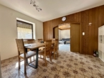 Esszimmer - 3 in 1 – Haus + Büro + 4 Hallen Wohnen, Vermieten, Lagern auf 2.242 m² – Objekt mit guter Rendite