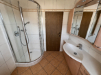 Badezimmer Erdgeschoss (KI optimiert)