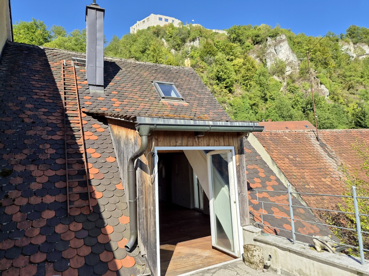 Dachterrasse mit Burgblick