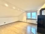 Bild - Charmante sanierte Dachgeschosswohnung mit Balkon und Garage – Ammerthal