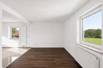 3-Zi-EG Wohnung mit großzügiger Terrasse, Doppelgarage & Keller Erstbezug nach Sanierung, 94345 Niedermotzing, Erdgeschosswohnung