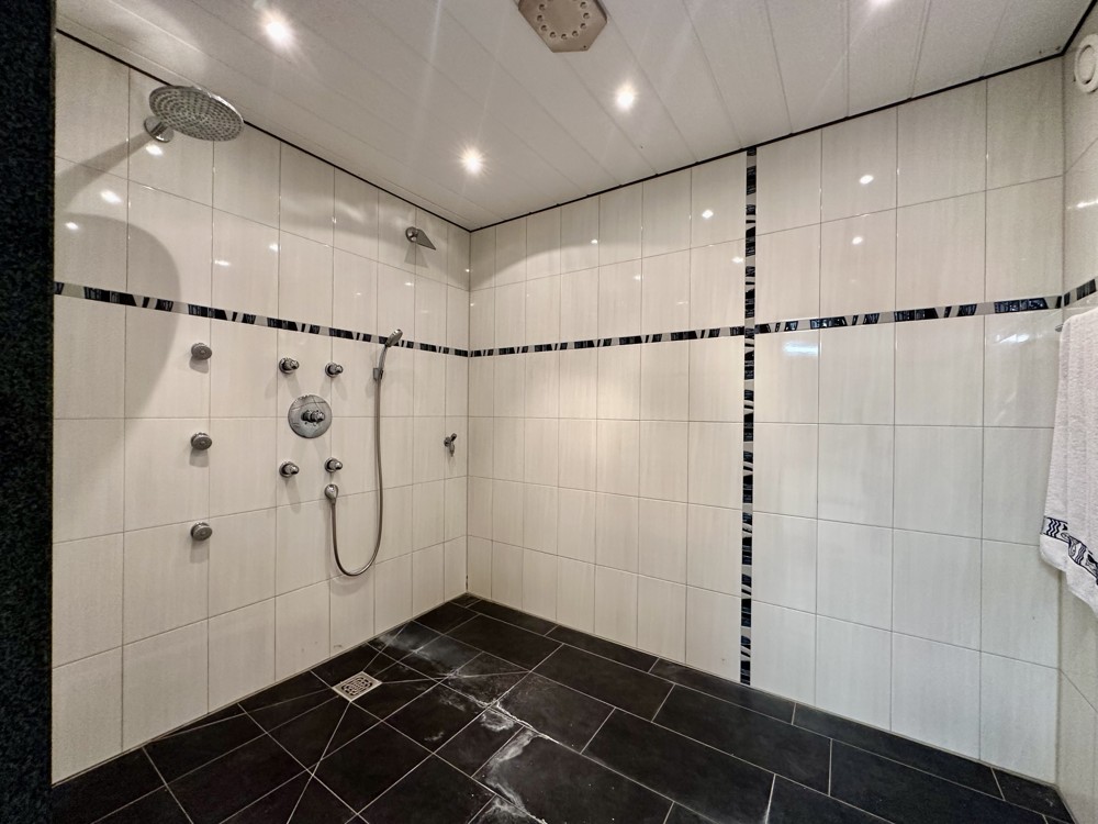 Sauna Dusche