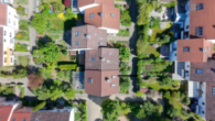 Drohnenfoto - Mittendrin! Charmantes Reihenmittelhaus am Hohensand
