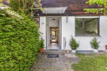 Mittendrin! Charmantes Reihenmittelhaus am Hohensand, 93138 Lappersdorf, Reihenmittelhaus