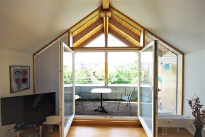 LET`S GO WEST ** Innerster Westen – Loggia – Einbauküche**, 93049 Regensburg, Dachgeschosswohnung