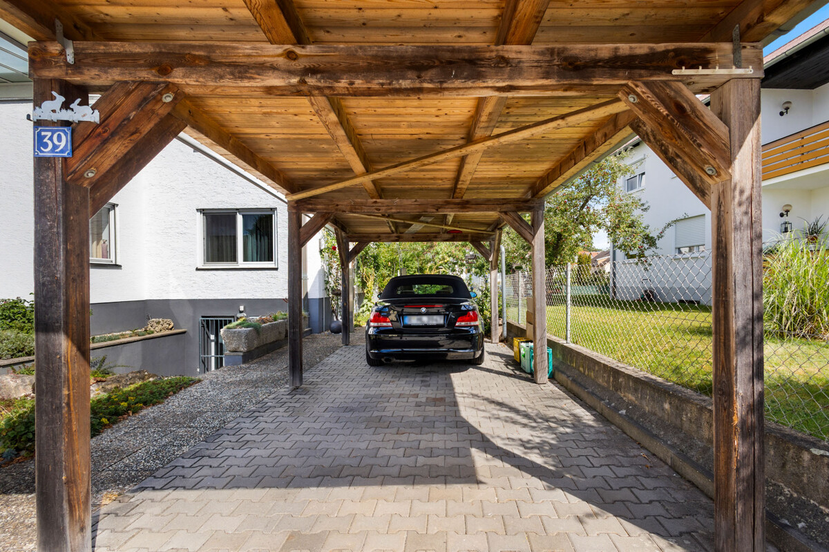 7 Carport