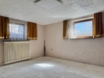 Keller - „Attraktives Mehrfamilienhaus in Regensburg – 3 Wohneinheiten mit Potenzial zur Wertsteigerung, ideale Kapitalanlage“