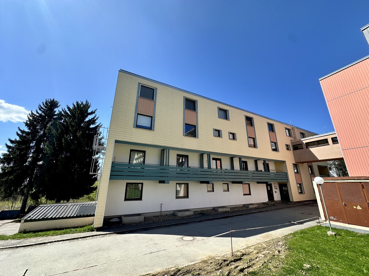 Hausrückseite