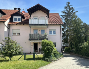 Exklusives Wohnen in Burglengenfeld: Moderne Erdgeschosswohnung mit Gartenanteil und 2 Garagen, 93133 Burglengenfeld, Erdgeschosswohnung