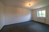 Schlafen 2 - Hell, grün, zentral. Ruhige 2-Zimmer-Erdgeschosswohnung im „Sonnenpark“