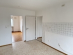 Küche - Großzügige 4-Zimmer-Wohnung mit Balkon! Erdgeschoss! Frei!
