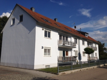 Großzügige 4-Zimmer-Wohnung mit Balkon! Erdgeschoss! Frei!, 93149 Nittenau, Erdgeschosswohnung