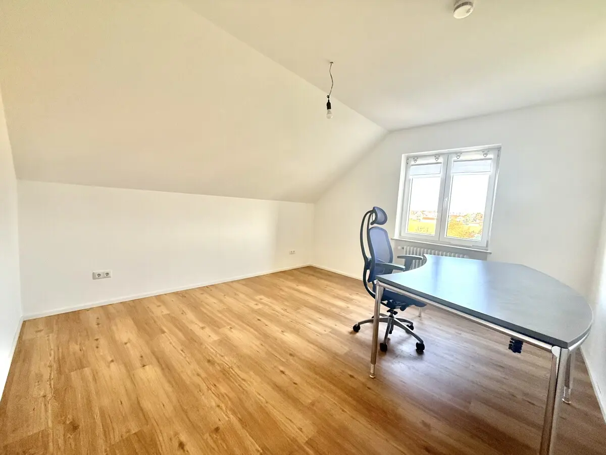 Schlafzimmer 3