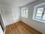 Ankleide - Wohnung im Hausformat! Historischer Charme, modern saniert & mit Innenhof in Velburg