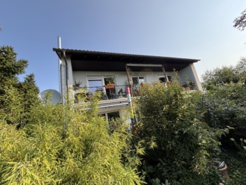 Ruhig gelegene 3 Zimmer Wohnung, 84069 Schierling, Etagenwohnung