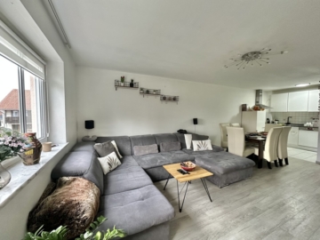 „Charmante 3-Zimmer-Wohnung mit Balkon und Tiefgarage in Ingolstadt“, 85055 Ingolstadt, Etagenwohnung