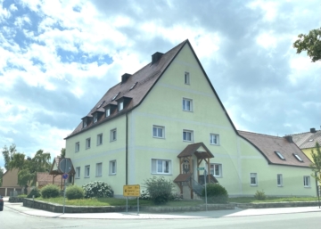 Erstklassige Kapitalanlage -Attraktives Mehrfamilienhaus in Rötz!, 92444 Rötz, Mehrfamilienhaus