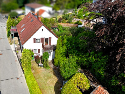 „Aussicht mit Möglichkeiten!“ Grundstück mit Altbestand, 93173 Wenzenbach, Wohngrundstück