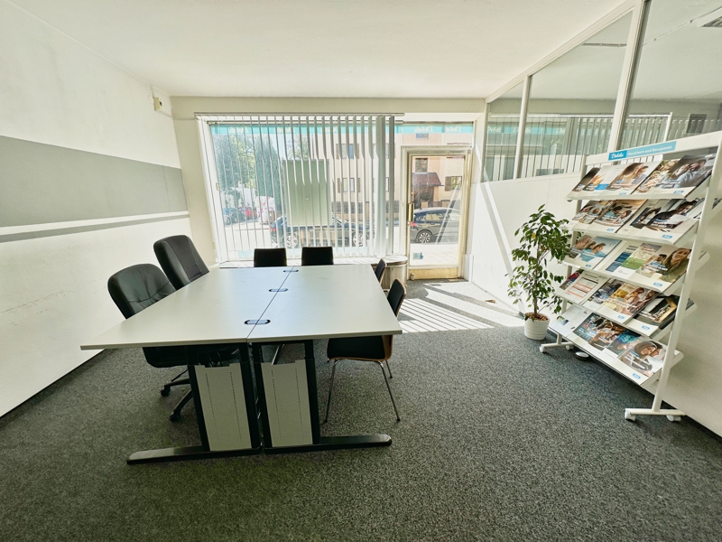 Ihr eines Büro