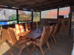 Die überdachte Terrasse - Ruhig gelegene Doppelhaushälfte auf Erbpachtgrundstück in Irlbach