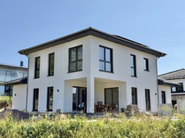 „Ihr Traumhaus in Nabburg – Einzugsbereit ohne Baustress“, 92507 Nabburg, Einfamilienhaus