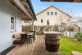 Terrasse - 5-Zimmer-Wohnung mit Garten, Carport und separatem Büro