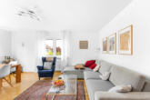 Wohnen/Essen - Ihr neues Zuhause in Ziegetsdorf – Modernisiertes Zweifamilienhaus mit Gartenparadies und PV-Anlage!