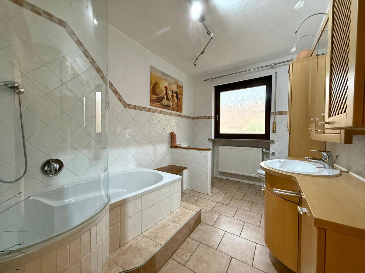 Badezimmer EG