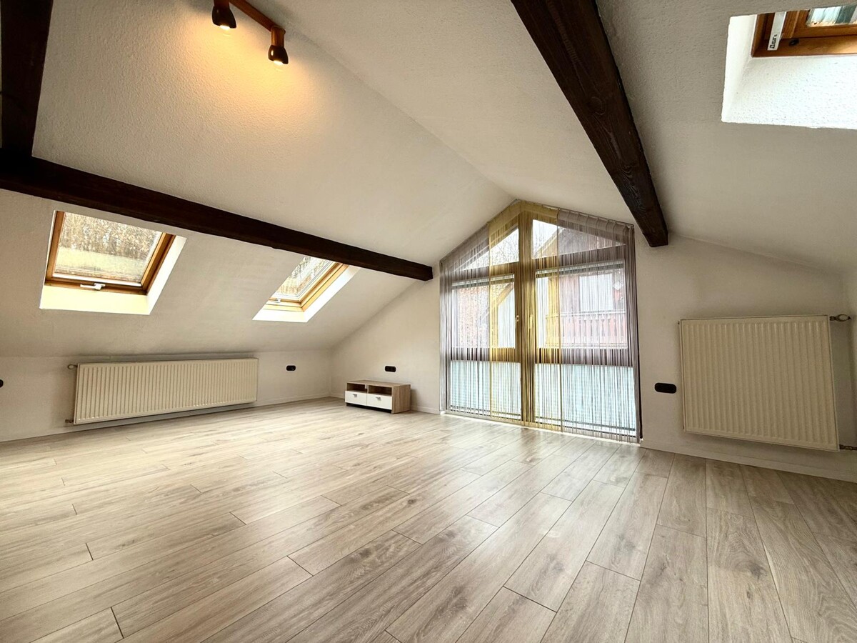 Wohnzimmer DG