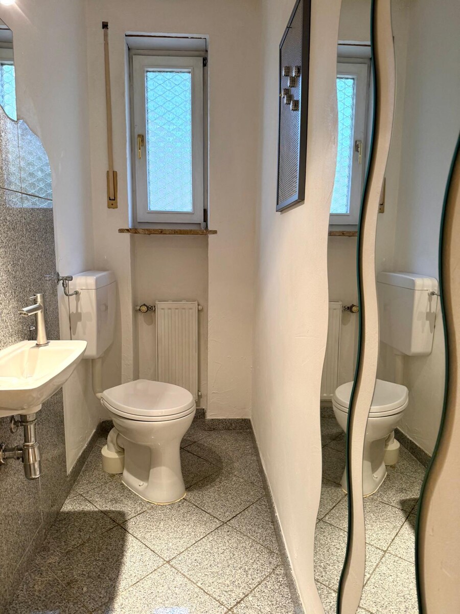 Gäste-WC EG
