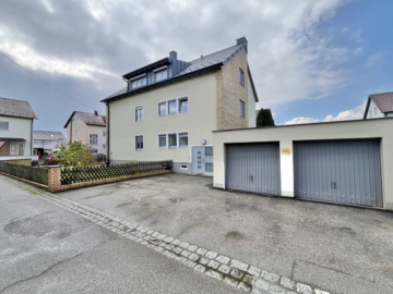 Familienidylle in Schwandorf: 4-Zimmer-Erdgeschosswohnung mit Garten!, 92421 Schwandorf, Etagenwohnung