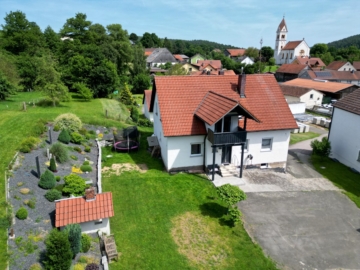 Idyllische Hofstelle mit Platz für die ganze Familie, 92548 Schwarzach bei Nabburg, Einfamilienhaus