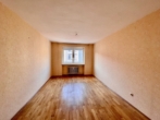 11 - Innerer Westen: Renovierungsbedürftige 3-Zimmer-Wohnung mit Balkon!