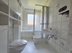 Bad - Über den Dächern von Amberg: Freie Drei-Zimmer-Wohnung inklusive Garage!