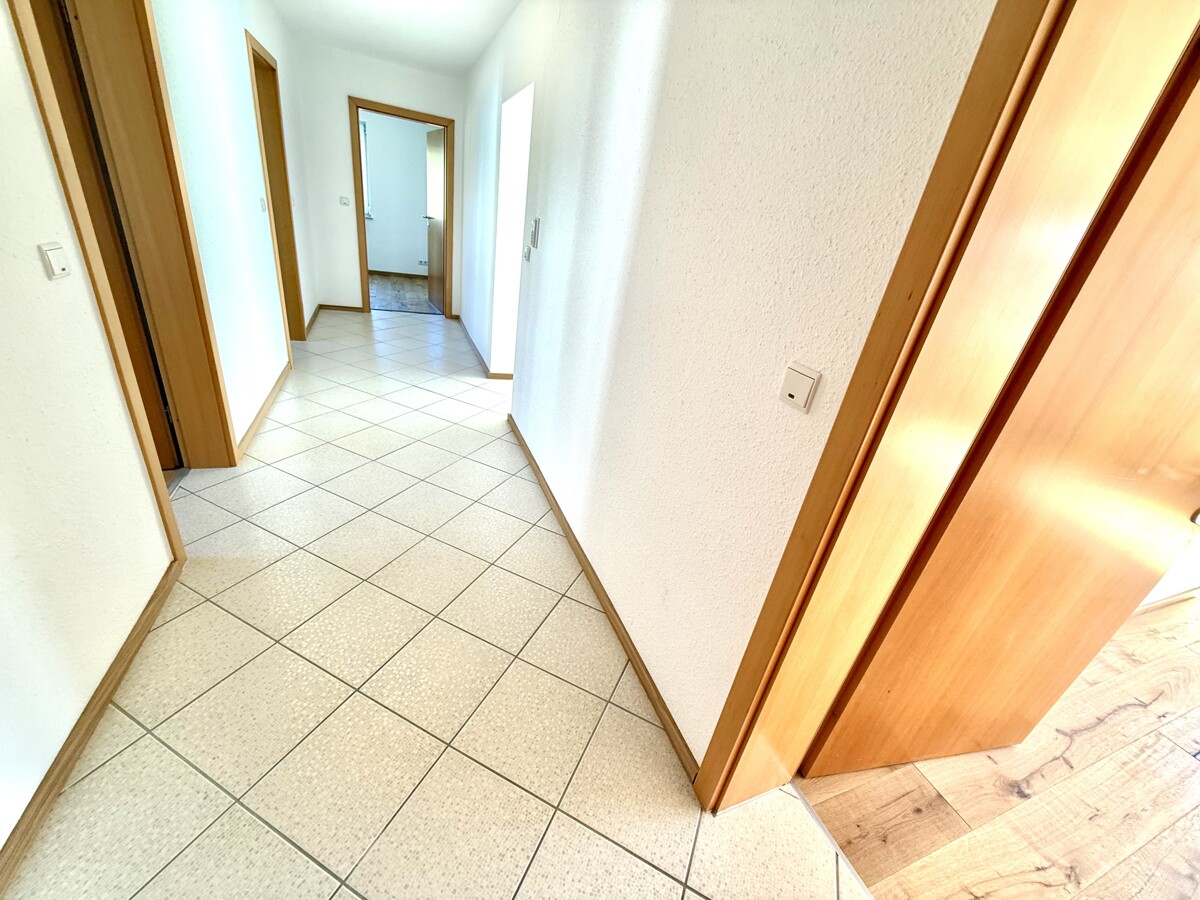 In Ihrer Diele