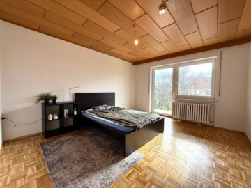 Ruhig gelegene 3 Zimmer Wohnung, 84069 Schierling, Etagenwohnung