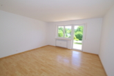Elternzimmer - | Geräumig wie ein Haus! | – Sonnige 4 Zimmer Erdgeschosswohnung mit Garten