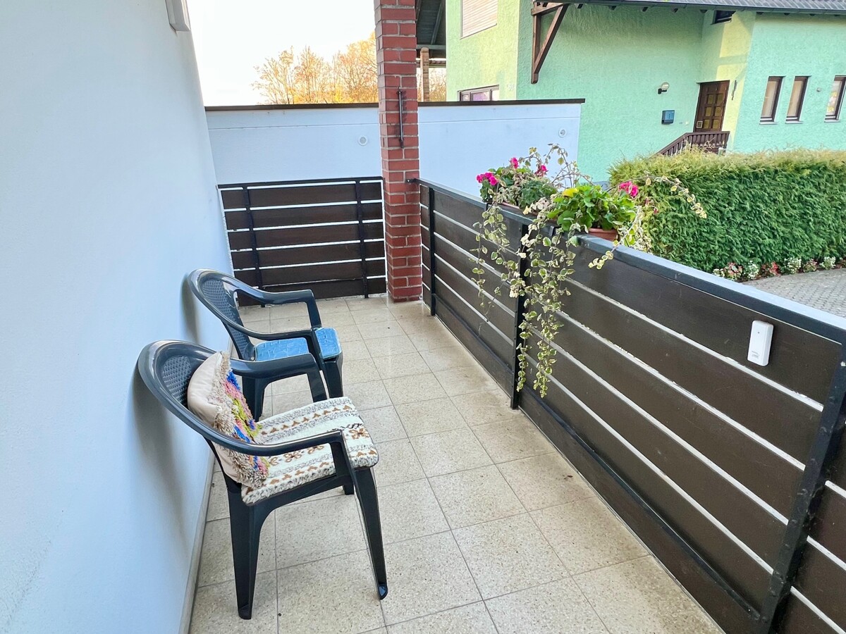 Balkon EG