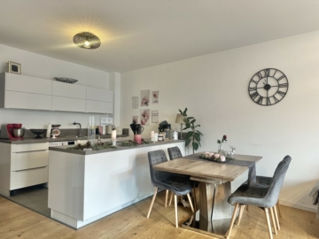 “Moderne 3-Zimmer-Wohnung mit großer Terrasse – Perfekt für Familien, Senioren und Kapitalanleger”, 93133 Burglengenfeld, Etagenwohnung