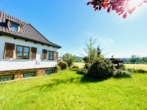 Ihr Haus, Ihr Grundstück und Ihre Regenauen von Süd-Westen - Küss mich wach!