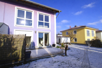 | Leben in schöner Lage| Gepflegte Doppelhaushälfte mit Garten, Garage und Ausbaureserve, 93142 Maxhütte, Doppelhaushälfte