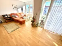 Ihr Wohnzimmer mit Loggia