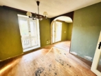 Wohzimmer 2 EG - Hofstelle in Wildgarten-Idylle mit Sanierungschancen – eine Bühne für echte Macher