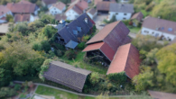 Luftansicht - Hofstelle in Wildgarten-Idylle mit Sanierungschancen – eine Bühne für echte Macher